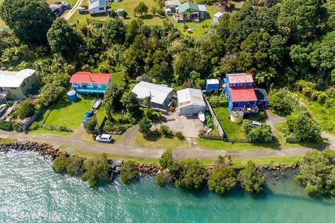 Photo of property in 22 Koutu Beach Road, Opononi, Kaikohe, 0473