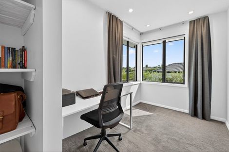 Photo of property in 100 Condor Drive, Pyes Pa, Tauranga, 3112