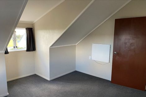 Photo of property in 2 Waimarie Park, Levin, 5510