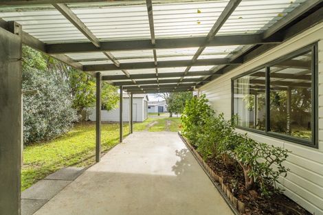Photo of property in 16 Whitby Avenue, Whitianga, 3510