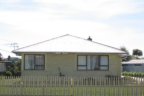 Photo of property in 39 Vancouver Crescent, Wainoni, Christchurch, 8061