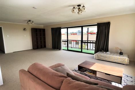 Photo of property in 96 Langana Avenue, Browns Bay, Auckland, 0630