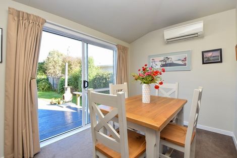 Photo of property in 60 Kuratawhiti Street, Greytown, 5712