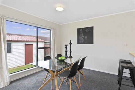 Photo of property in 64 Arawhata Road, Paraparaumu, 5032