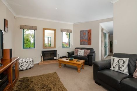 Photo of property in 21 Belle-mer Place, Gulf Harbour, Whangaparaoa, 0930