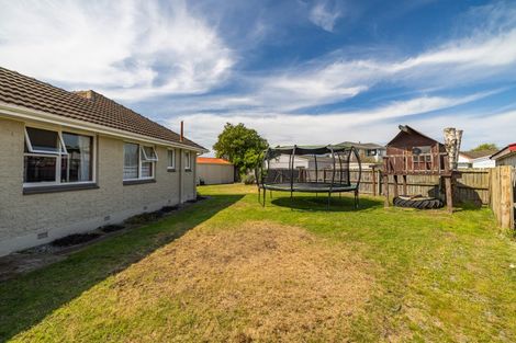 Photo of property in 24 Ontario Place, Wainoni, Christchurch, 8061