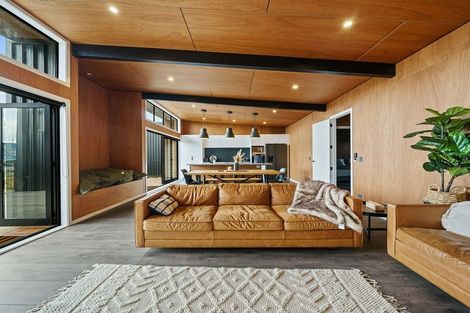 Photo of property in 42 Kapiti Lane, Otaki Beach, Otaki, 5512