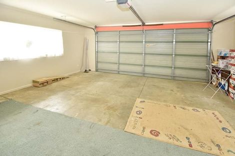 Photo of property in 2/16 Ocean View Road, Hatfields Beach, Orewa, 0931