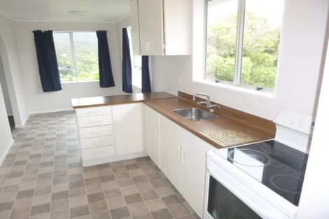 Photo of property in 111 Holborn Drive, Stokes Valley, Lower Hutt, 5019