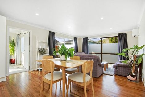 Photo of property in 3 Findlay Street, Tawa, Wellington, 5028