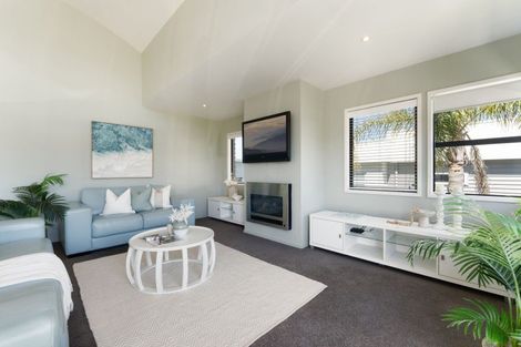 Photo of property in 6b Oceanview Road, Mount Maunganui, 3116