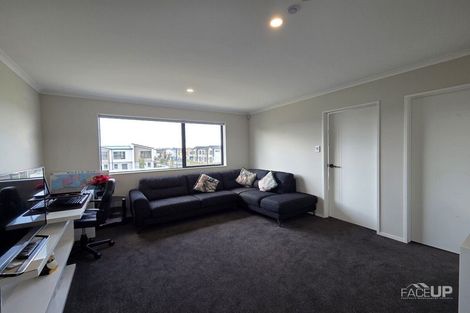 Photo of property in 22 Turret Lane, Hobsonville, Auckland, 0616