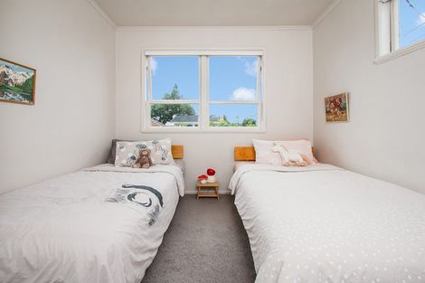 Photo of property in 231c Point Chevalier Road, Point Chevalier, Auckland, 1022