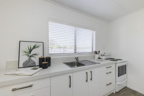 Photo of property in 19 Leander Place, Milson, Palmerston North, 4414