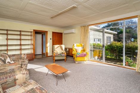 Photo of property in 18 Beaconsfield Road, Portobello, Dunedin, 9014