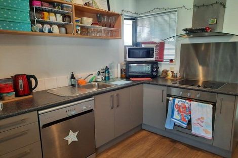 Photo of property in 10 North Avon Road, Richmond, Christchurch, 8013