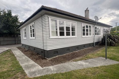 Photo of property in 20 Pitcairn Crescent, Bryndwr, Christchurch, 8053