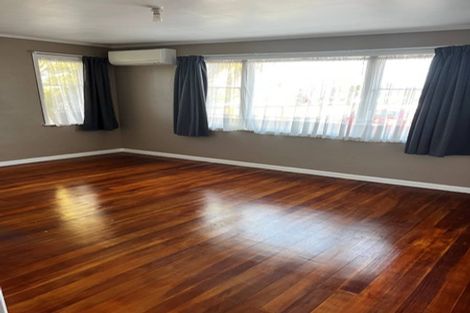 Photo of property in 1a Harris Road, Mount Wellington, Auckland, 1051