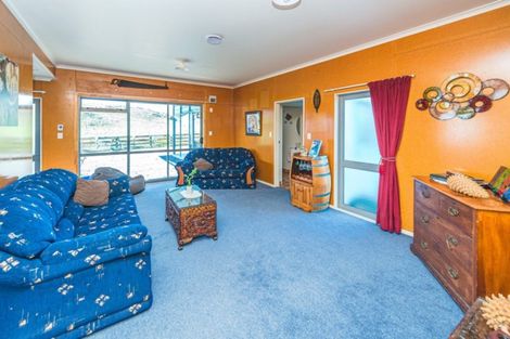 Photo of property in 689 Ruatangata Road, Whangaehu, Whanganui, 4581