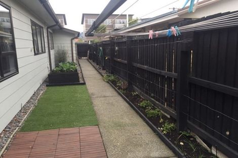 Photo of property in 17 Hutcheson Street, Sydenham, Christchurch, 8023