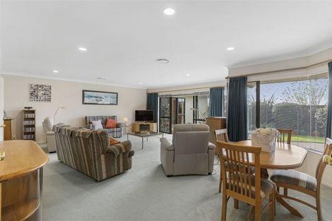 Photo of property in 12 Moy Place, East Tamaki Heights, Auckland, 2016