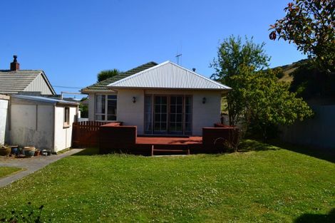 Photo of property in 30 Harlech Street, Oamaru North, Oamaru, 9400