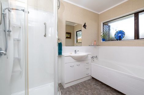 Photo of property in 2 Kotuku Place, Taradale, Napier, 4112