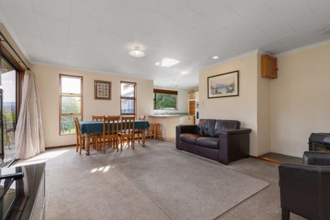 Photo of property in 10 Grove Lane, Kelvin Heights, Queenstown, 9300