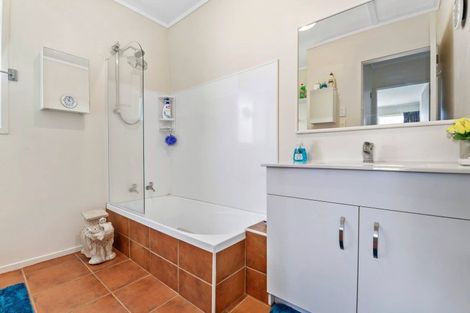 Photo of property in 4 Ashmore Place, Fairy Springs, Rotorua, 3015