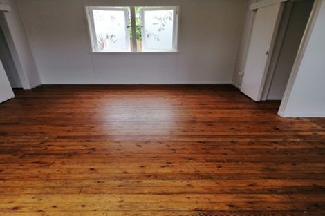 Photo of property in 2 Otanerua Road, Hatfields Beach, Orewa, 0931