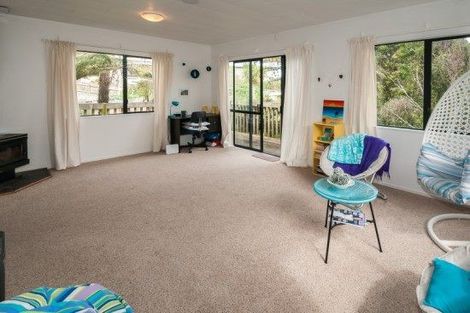 Photo of property in 2/25 Philson Terrace, Browns Bay, Auckland, 0630