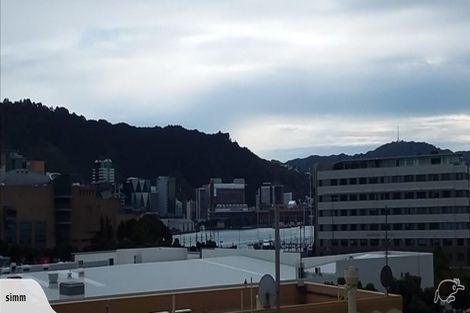 Photo of property in 14/15 Roxburgh Street, Mount Victoria, Wellington, 6011