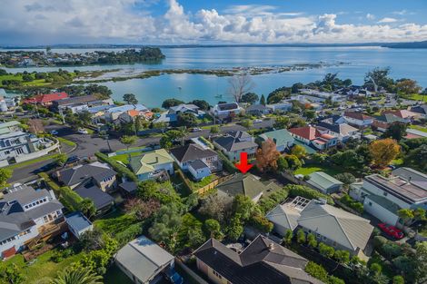 Photo of property in 1/35 Tirotai Crescent, Westmere, Auckland, 1022