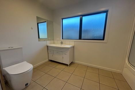 Photo of property in 60 Mount Iron Drive, Wanaka, 9305
