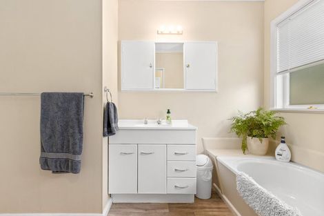 Photo of property in 63 Riverbend Road, Onekawa, Napier, 4110