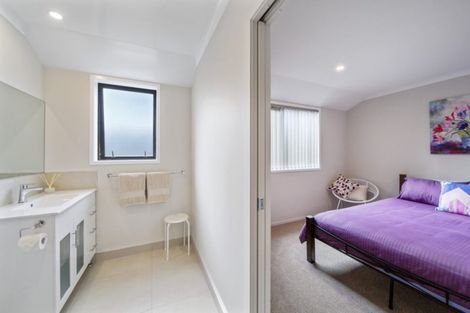 Photo of property in 48 Magnolia Drive, Westown, New Plymouth, 4310