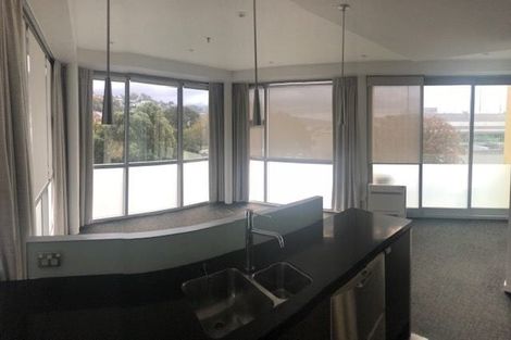 Photo of property in Summit Apartments, 5/184 Molesworth Street, Thorndon, Wellington, 6011