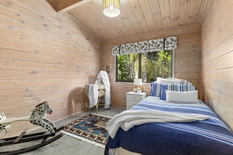 Photo of property in 32 Mcdowell Crescent, Hillcrest, Auckland, 0627