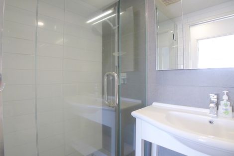 Photo of property in 2c/10 Augustus Terrace, Parnell, Auckland, 1052