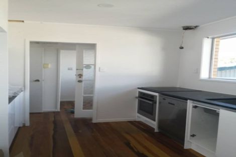 Photo of property in 32 Walworth Avenue, Pakuranga Heights, Auckland, 2010