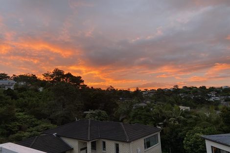 Photo of property in 147a Browns Bay Road, Browns Bay, Auckland, 0630