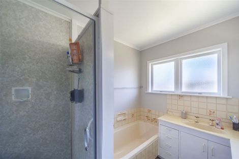 Photo of property in 18 Veronica Avenue, Marewa, Napier, 4110