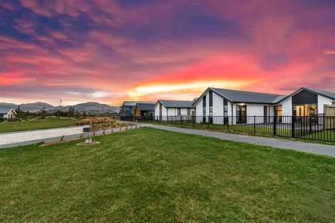 Photo of property in 11 El Patron Lane, Halswell, Christchurch, 8025