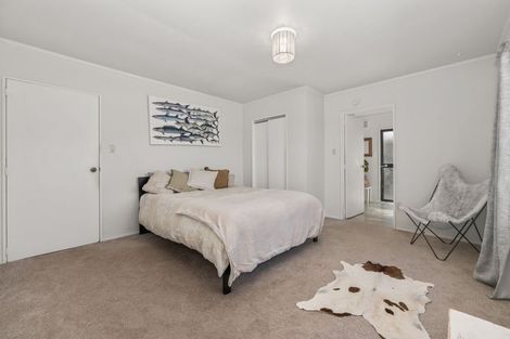 Photo of property in 42 Rutherford Drive, Waikanae Beach, Waikanae, 5036