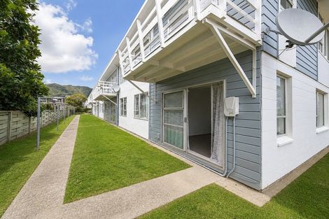 Photo of property in 46 Awamutu Grove, Waiwhetu, Lower Hutt, 5010