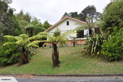 Photo of property in 25 Wyndham Road, Pinehaven, Upper Hutt, 5019