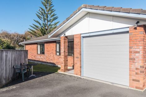 Photo of property in 30a Te Kupe Road, Paraparaumu Beach, Paraparaumu, 5032