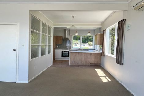 Photo of property in 7 Ninian Street, Highbury, Wellington, 6012