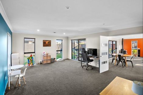 Photo of property in 8 Denimes Crescent, Rolleston, 7614