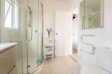 Photo of property in 47b Rawhiti Road, Manly, Whangaparaoa, 0930